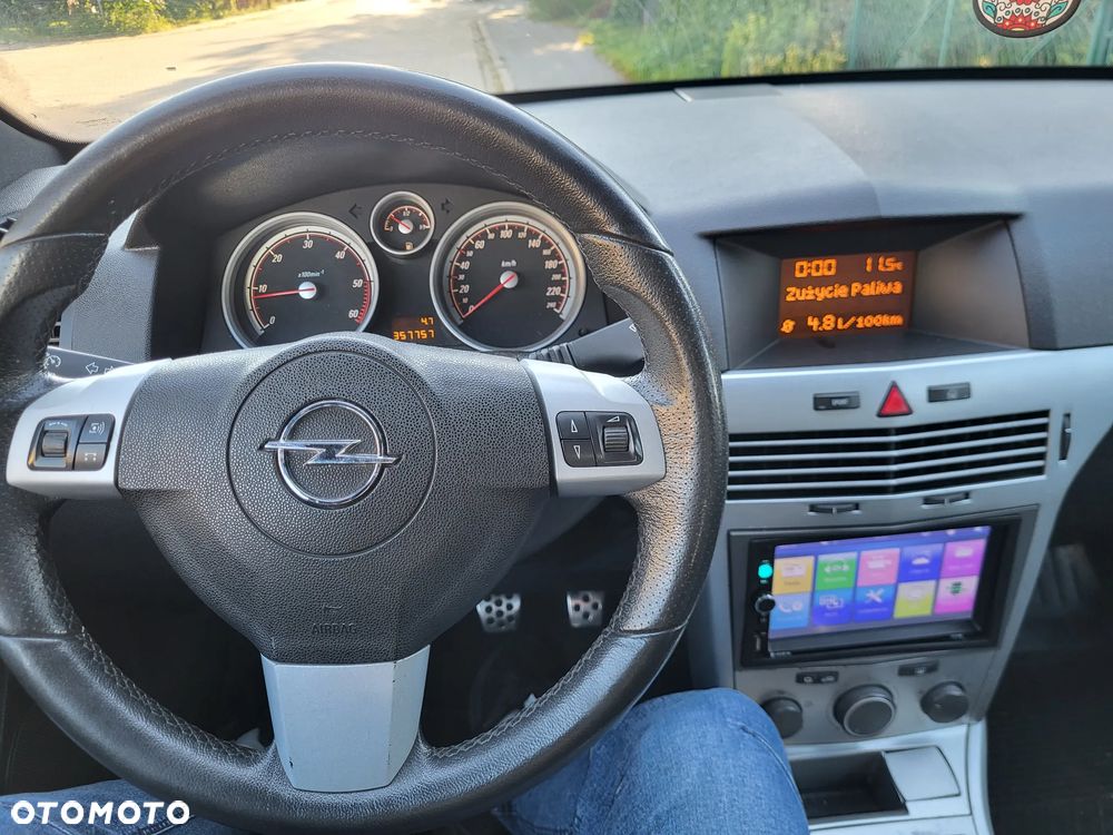 Opel Astra III GTC 1.9 CDTI Sport - 9
