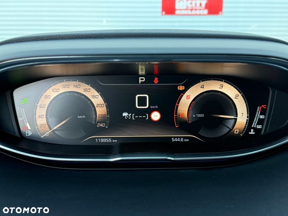 Peugeot 5008 BlueHDi 180 EAT8 GT - 25