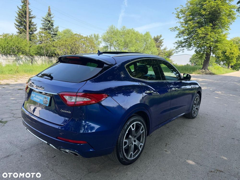 Maserati Levante S Q4 - 36