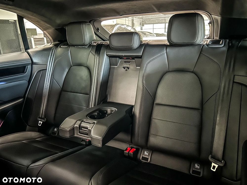 Porsche Macan Standard - 23