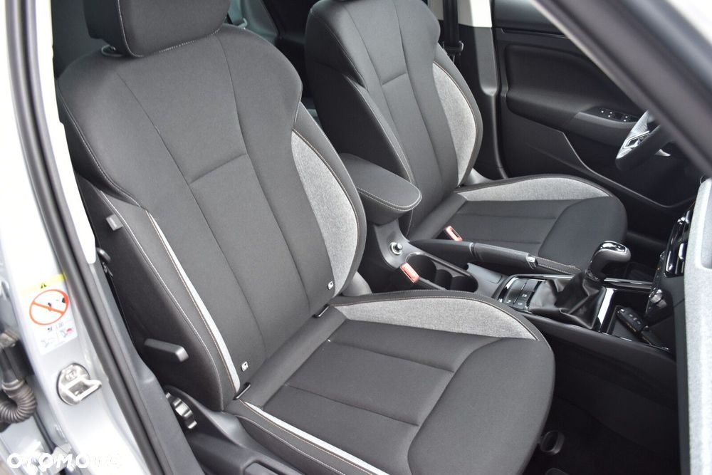 Skoda Kamiq 1.0 TSI Selection DSG - 32
