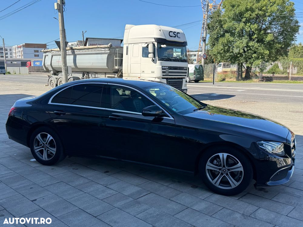 Mercedes-Benz E 220 d T 9G-TRONIC Avantgarde - 21