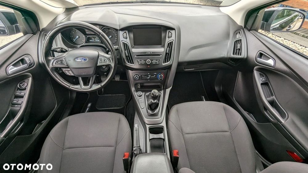 Ford Focus - 22