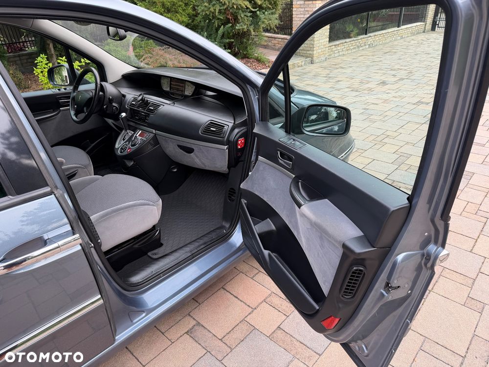 Peugeot 807 - 17