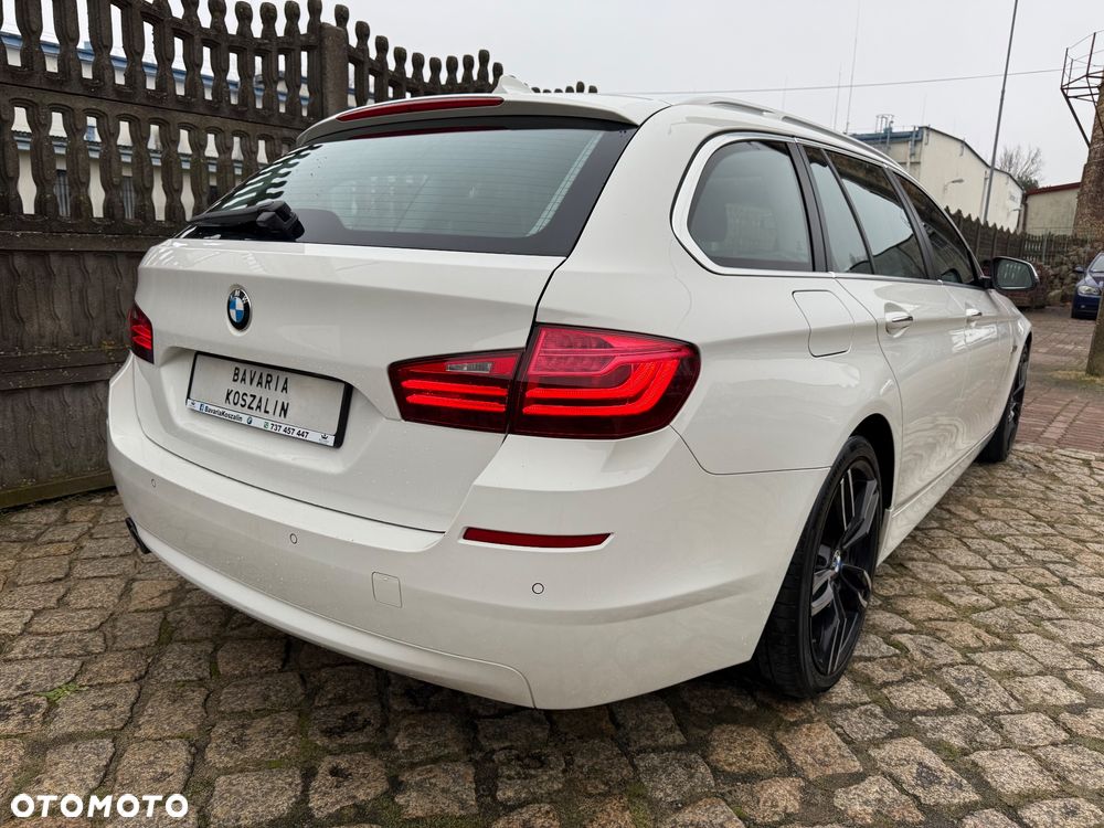 BMW Seria 5 525d - 13