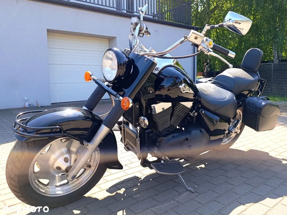 Suzuki Intruder - 5