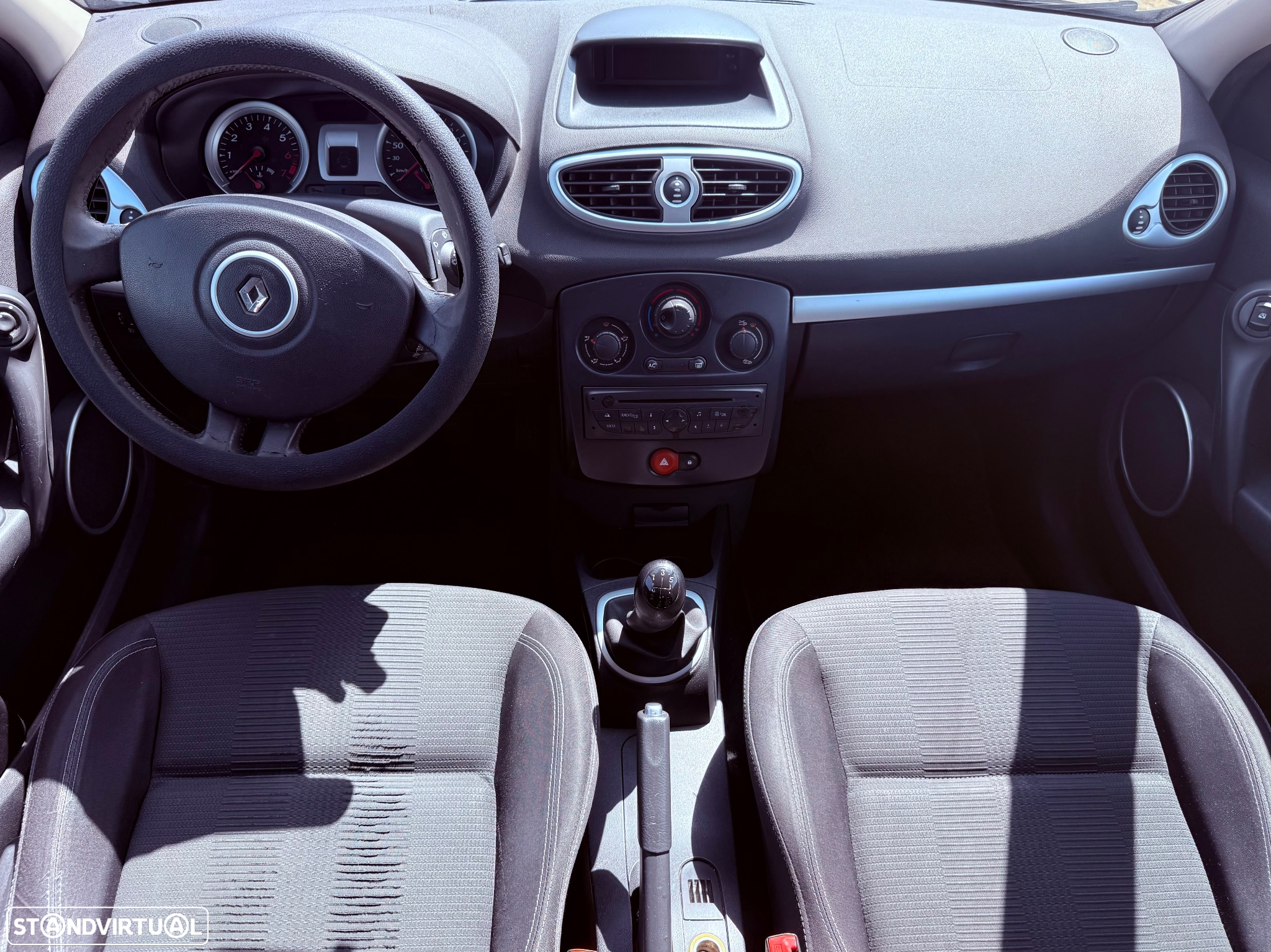 Renault Clio 1.2 16V Fairway - 7