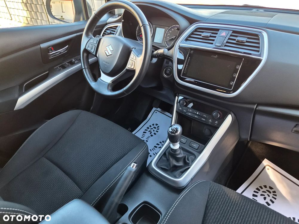 Suzuki SX4 S-Cross 1.4 SHVS Premium - 26