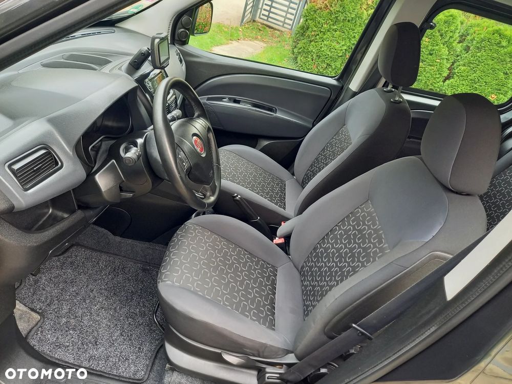Fiat Doblo 1.4 16V Dynamic - 23