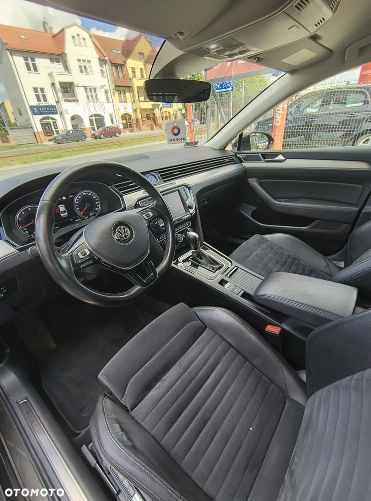 Volkswagen Passat 2.0 TSI BMT 4Mot Highline DSG - 10