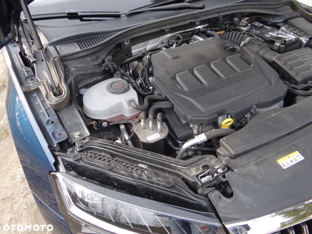 Skoda Superb 2.0 TDI Style DSG - 20