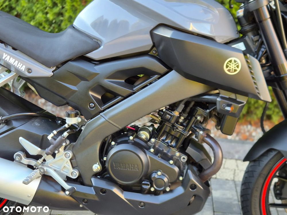 Yamaha MT - 8