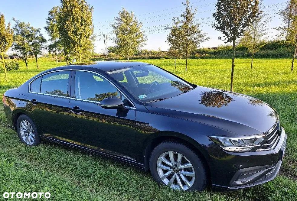 Volkswagen Passat 1.5 TSI EVO Business DSG - 1