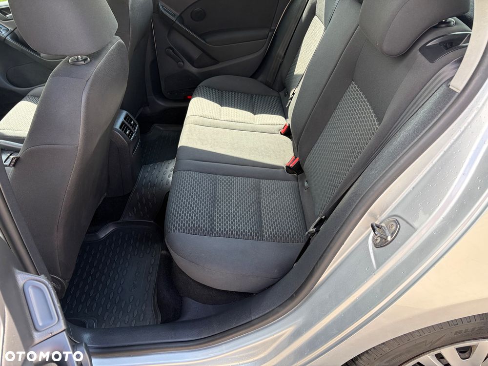 Volkswagen Golf 1.2 TSI BMT Trendline Perfectline - 10