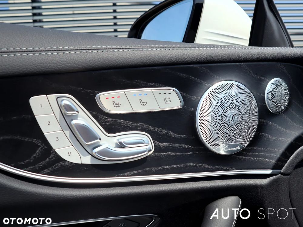 Mercedes-Benz Klasa E 400 4Matic 9G-TRONIC AMG Line - 17