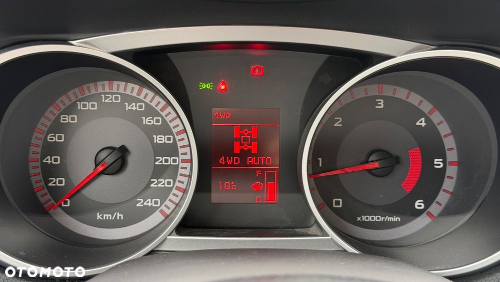 Mitsubishi Outlander 2.0 DI-D 4WD Intense - 16