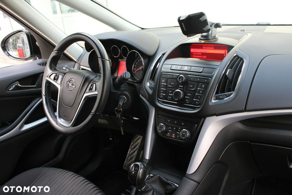 Opel Zafira - 23