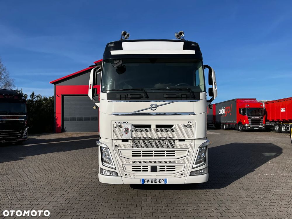 Volvo FH 460 VIN : ** MB32**  PRODUKCJA 11/2020 SPROWADZONE Z FRANCJI SERWISOWANE  DWA ZBIORNIKI PALIWA LODÓWKA ALU FELGI - 5