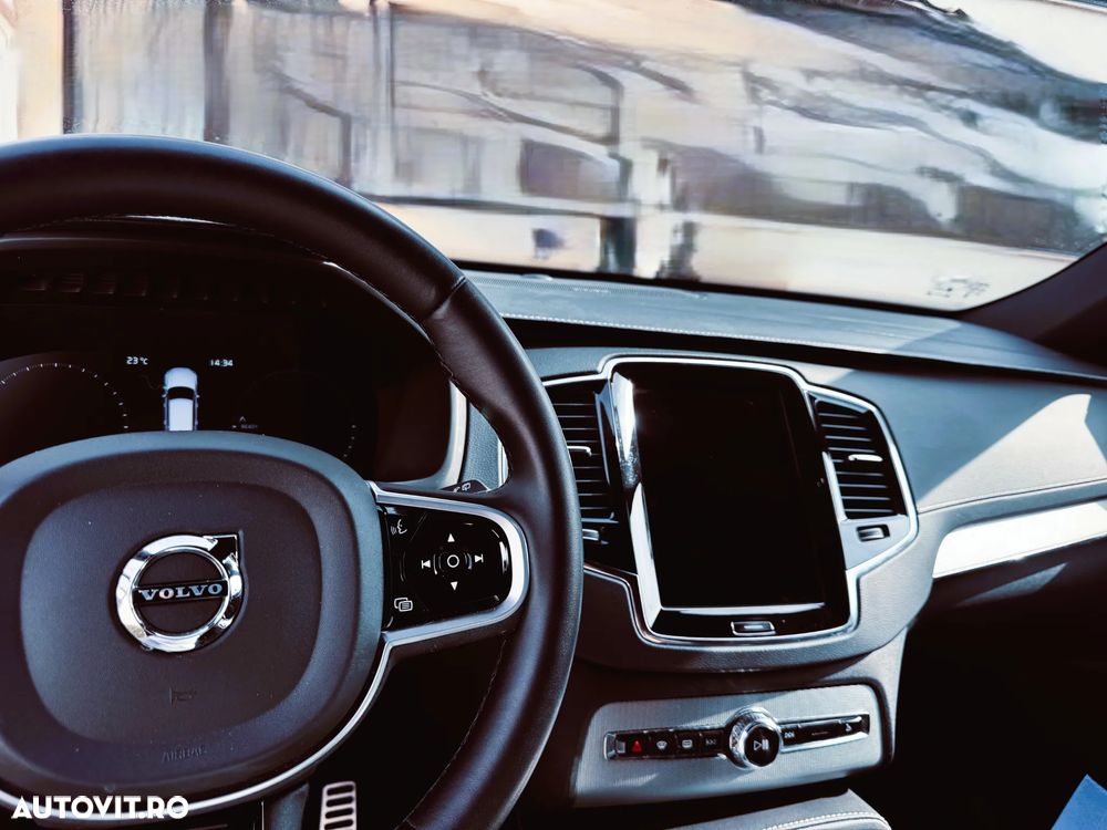 Volvo XC 90 T8 AWD Ultra Black Edition - 15