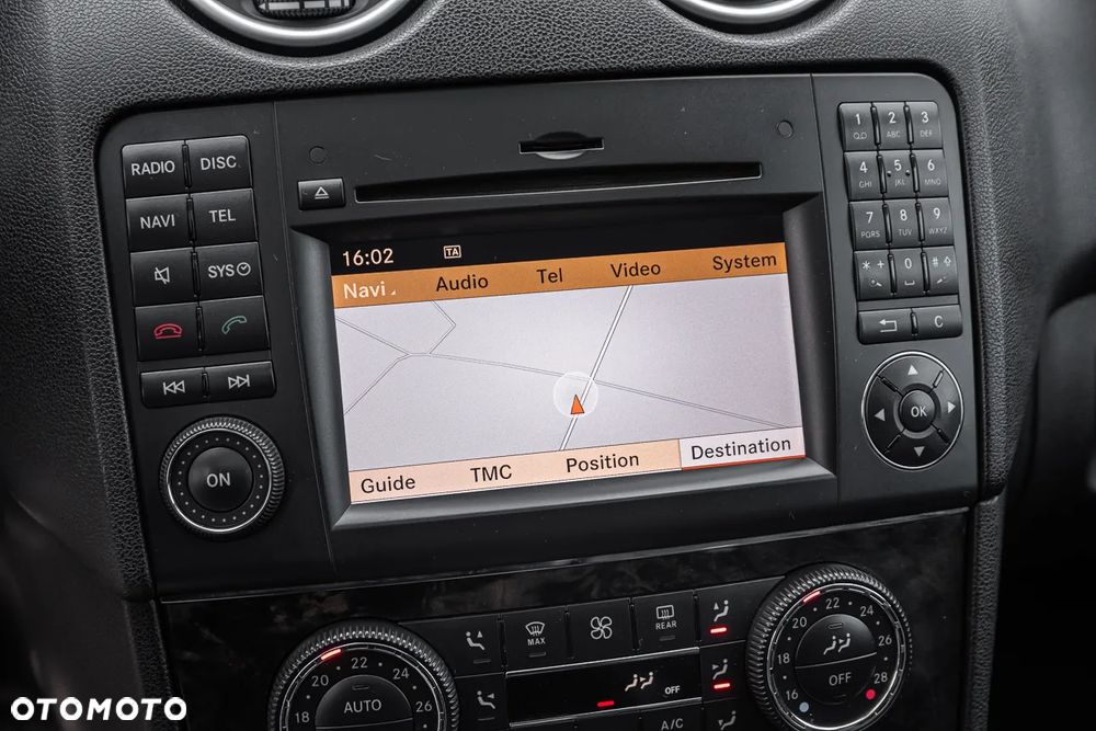 Mercedes-Benz ML 63 AMG 4Matic 7G-TRONIC 10th Anniversary - 18