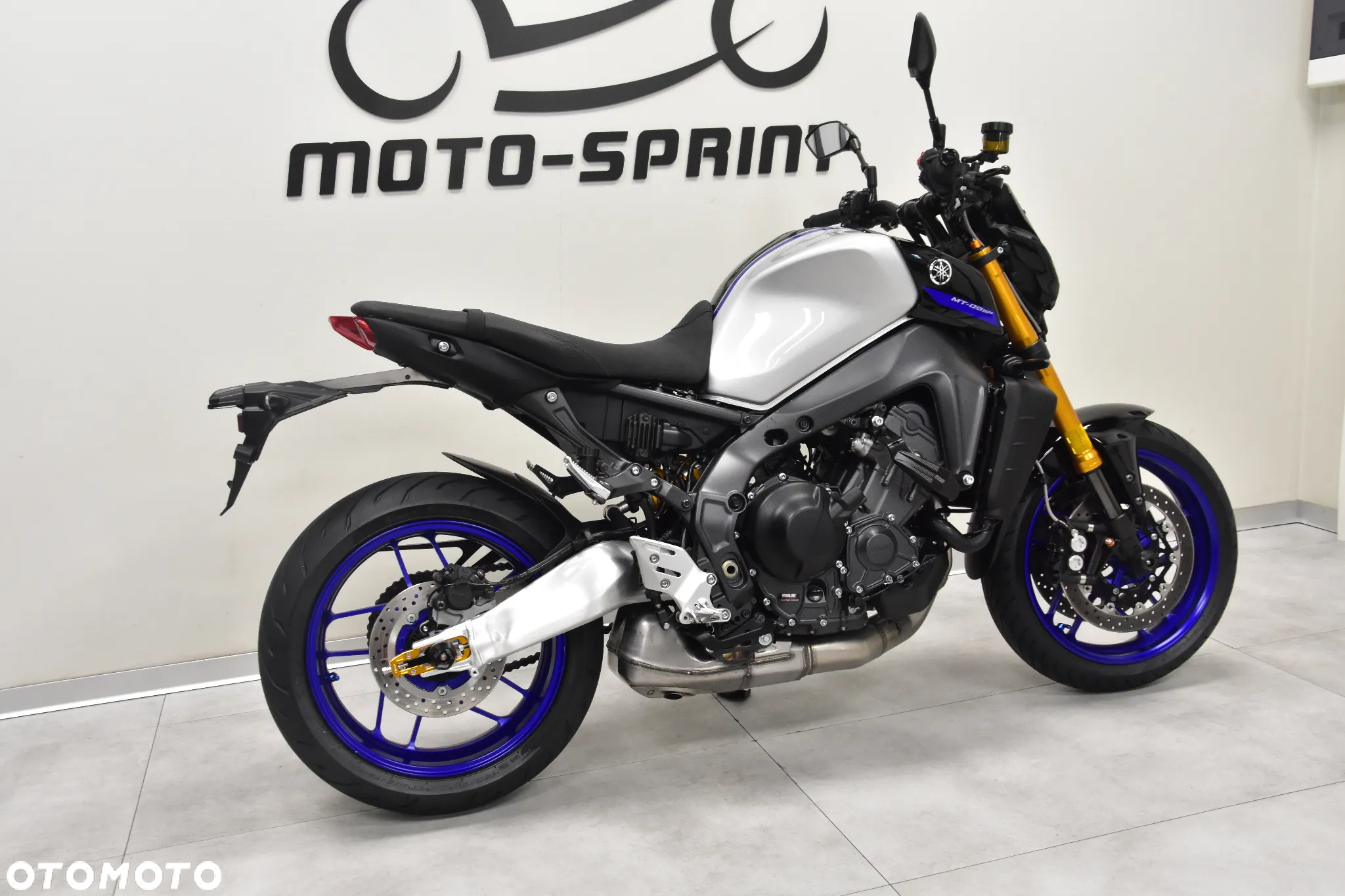 Yamaha MT - 4