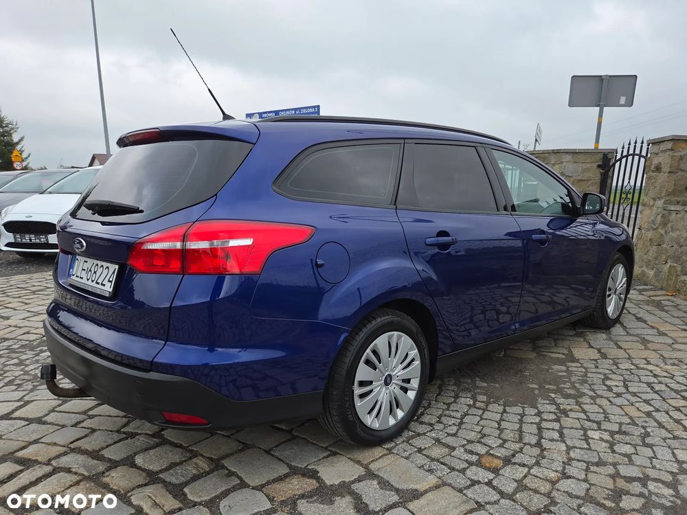 Ford Focus 1.5 TDCi DPF Start-Stopp-System Business - 4