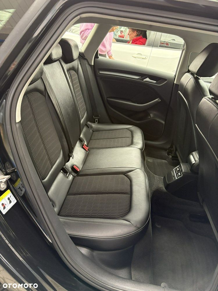 Audi A3 Sportback - 15