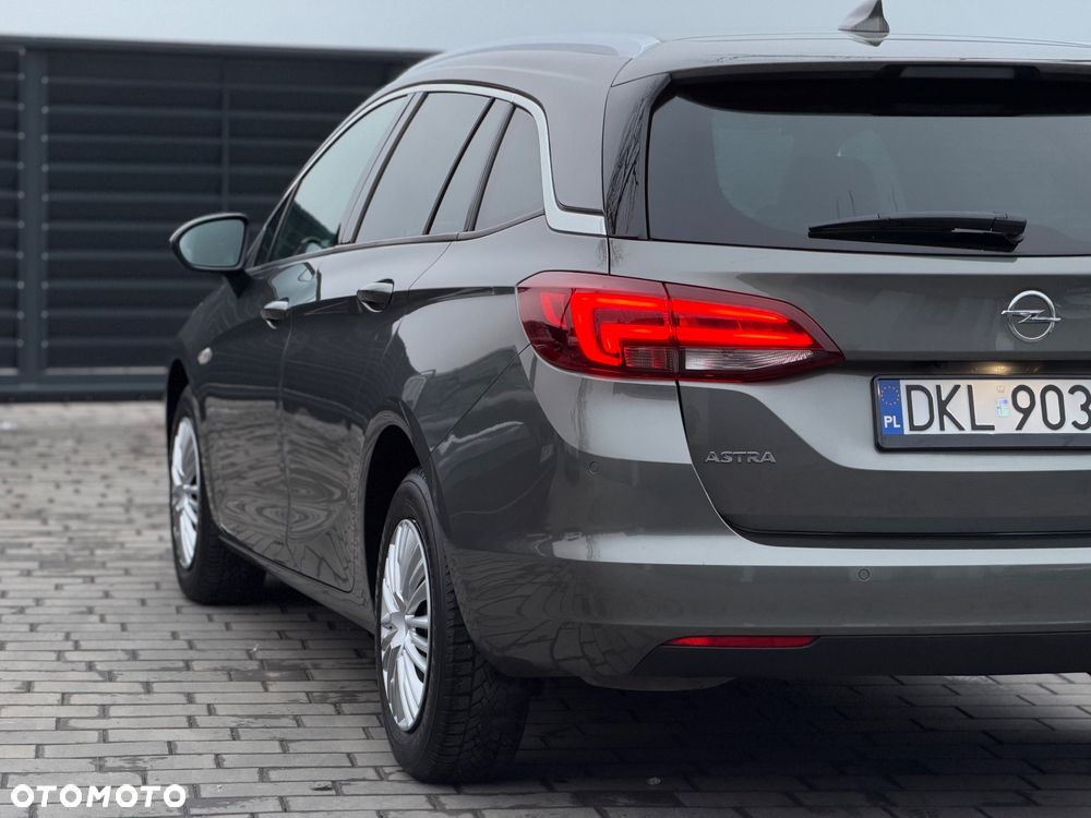 Opel Astra 1.4 T GPF Dynamic S&S - 33