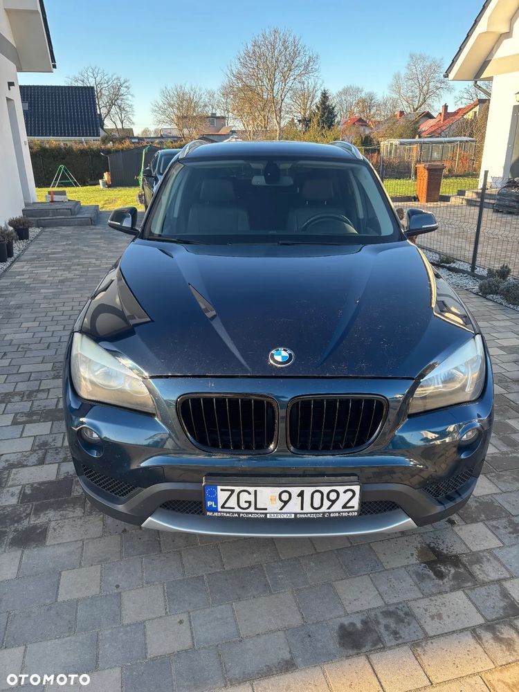 BMW X1 xDrive18d xLine - 13