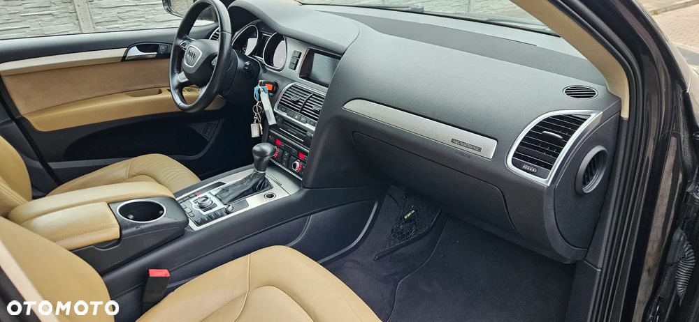 Audi Q7 3.0 TDI DPF clean diesel Quattro Tiptronic - 23