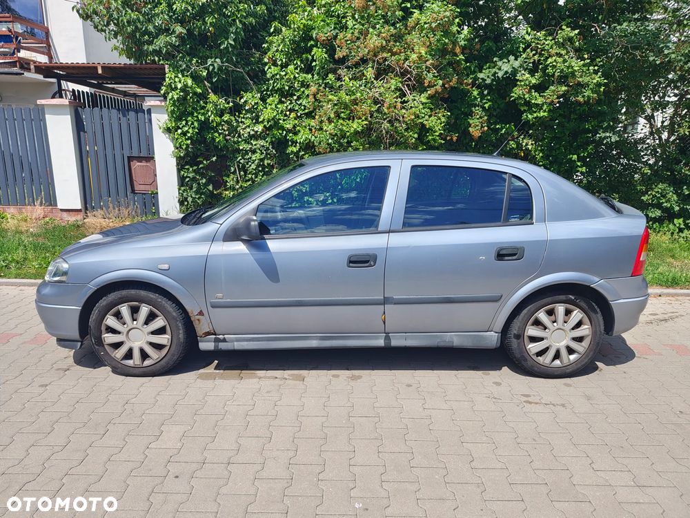 Opel Astra - 5