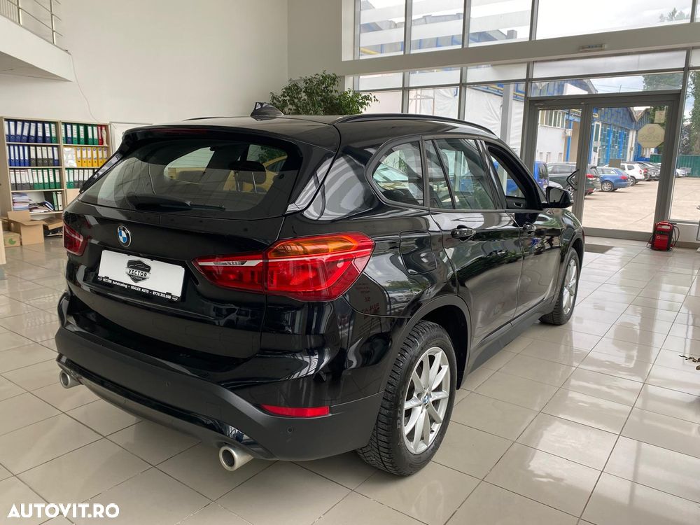 BMW X1 sDrive18d AT - 6