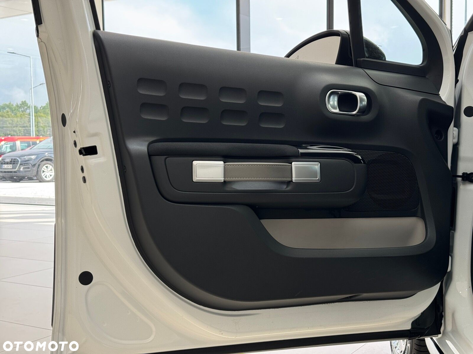 Citroën C3 1.2 PureTech Shine - 12