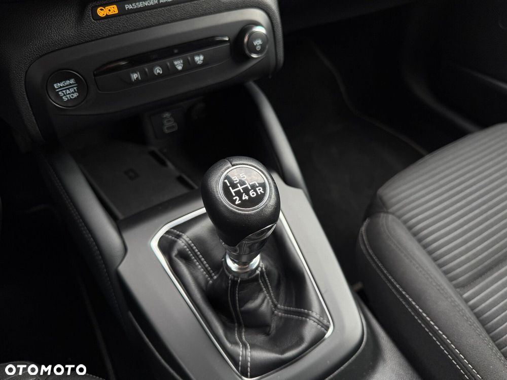 Ford Focus 1.0 EcoBoost mHEV Titanium X - 28