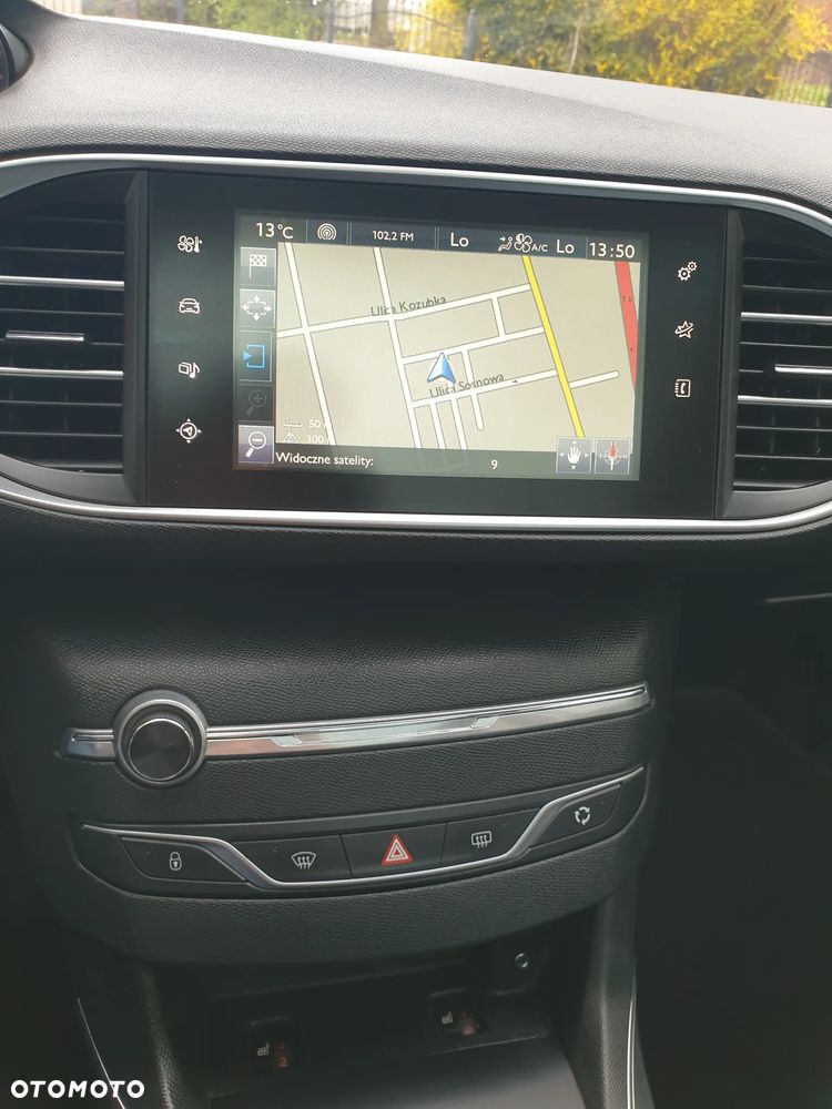 Peugeot 308 2.0 BlueHDi Allure S&S - 26