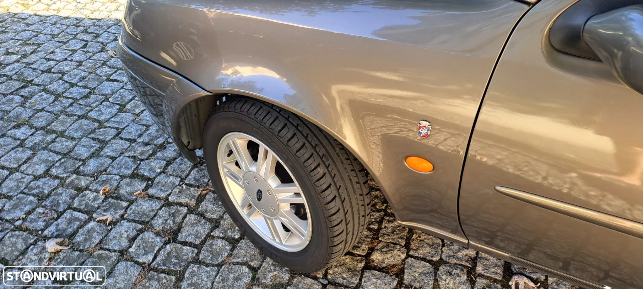Ford Fiesta 1.25 Ghia - 4