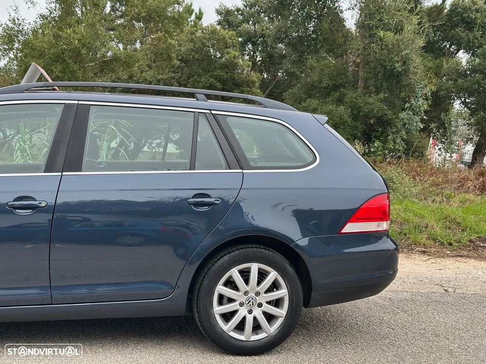 VW Golf Variant 1.9 TDi DPF Confortline DSG - 3
