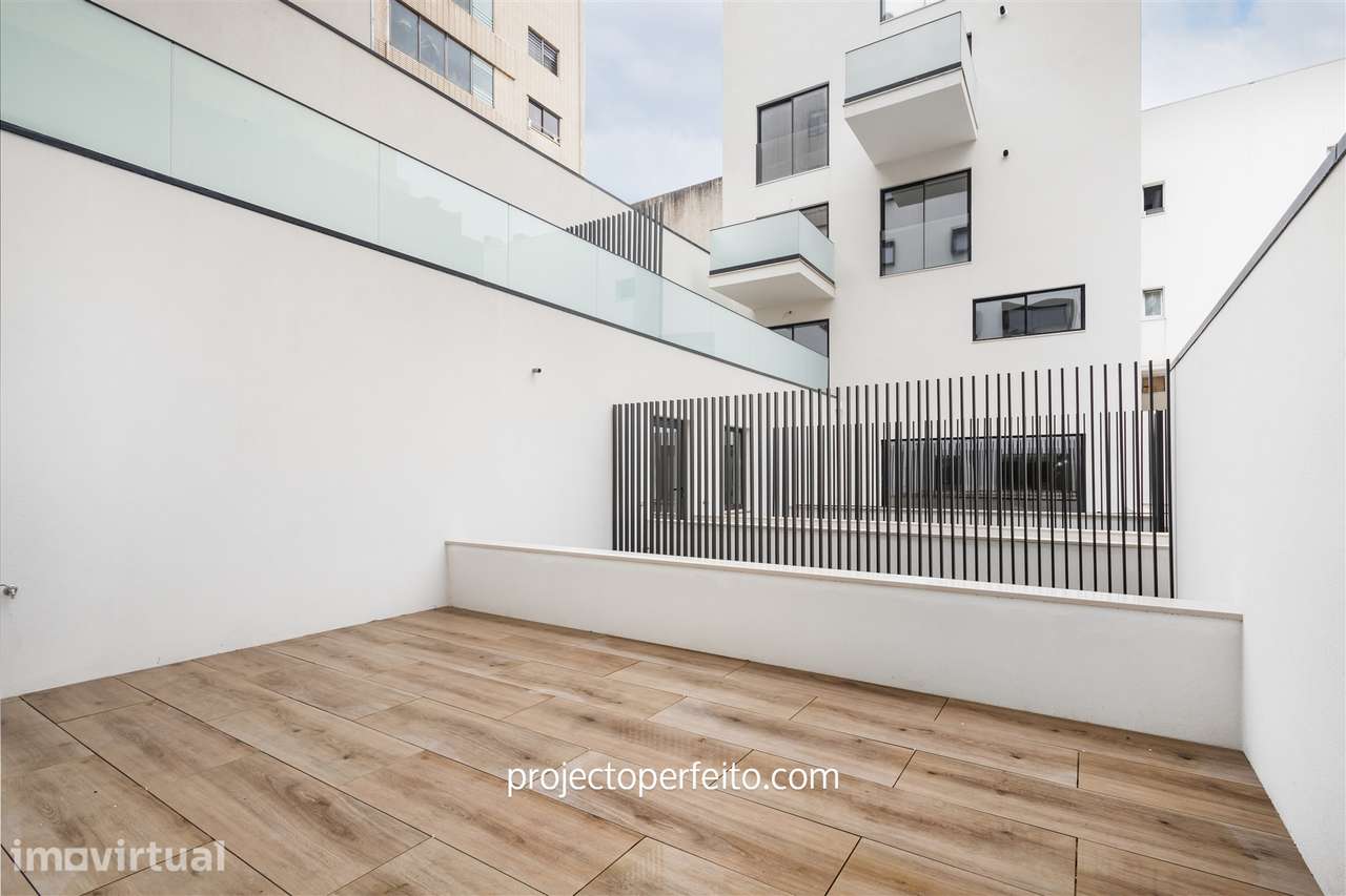 Apartamento T2 DUPLEX Venda em Espinho,Espinho - Grande imagem: 4/18