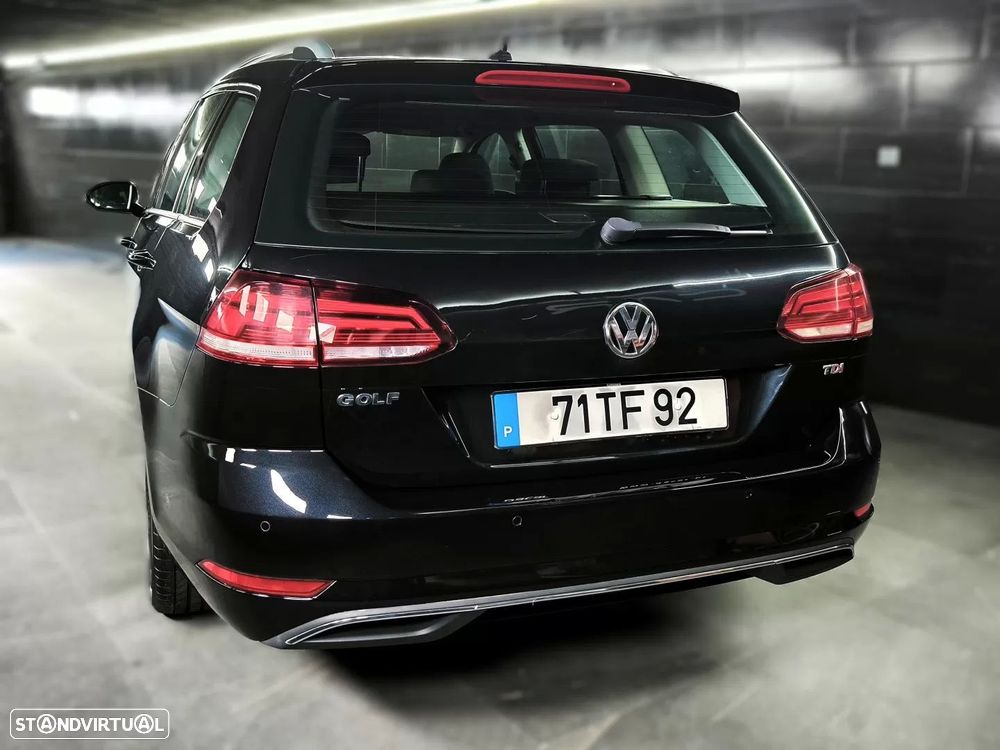 VW Golf Variant 1.6 TDi Confortline - 11