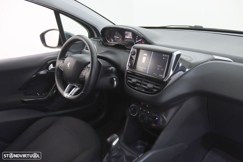 Peugeot 208 1.2 PureTech Style - 5