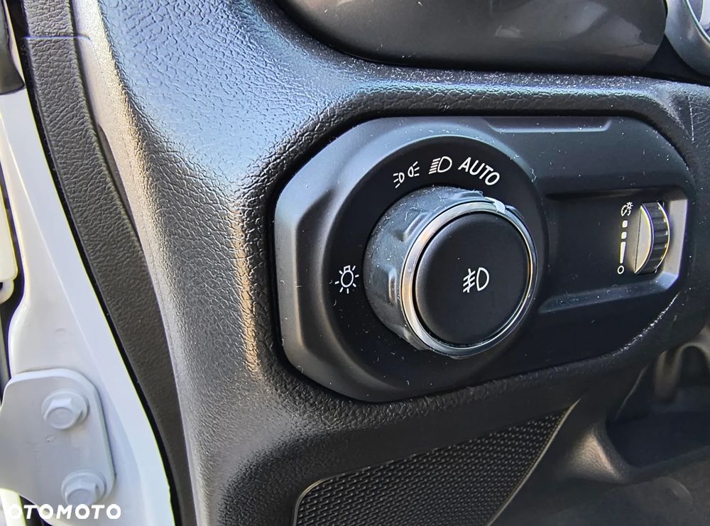 Jeep Wrangler - 13