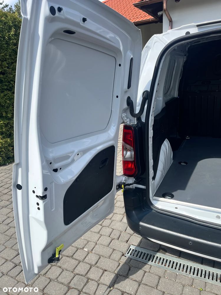 Toyota ProAce Kombi D-4D Medium 2,6t - 6