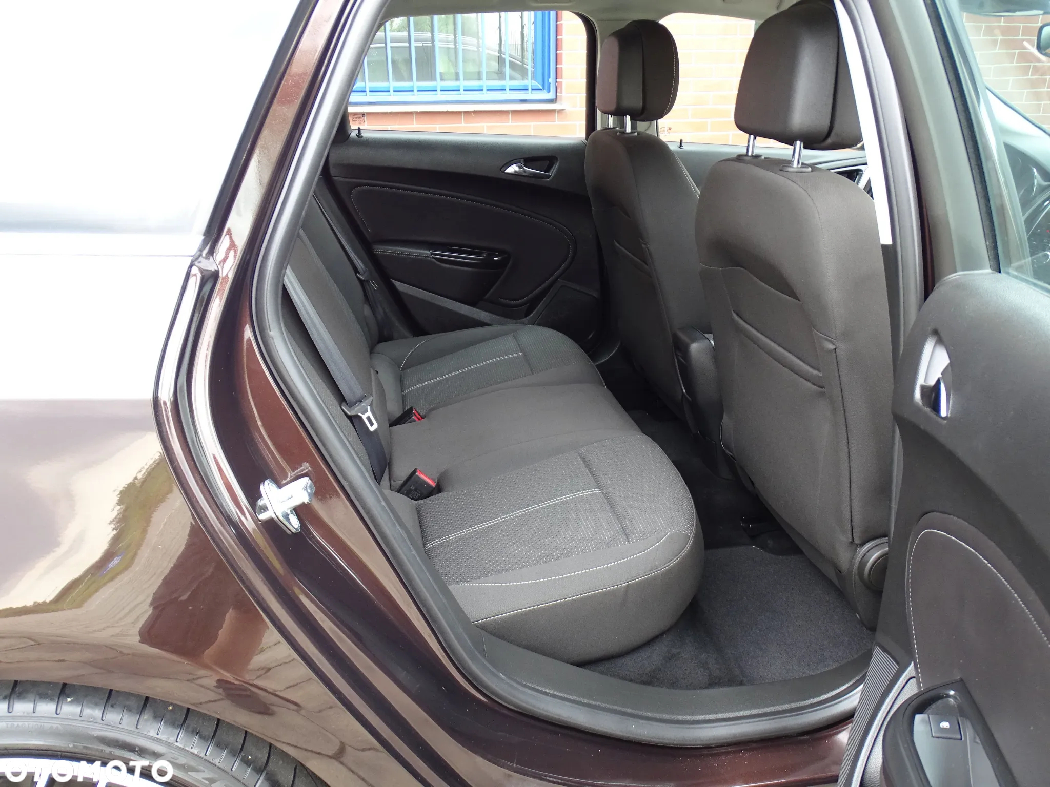 Opel Astra IV 2.0 CDTI Sport - 24