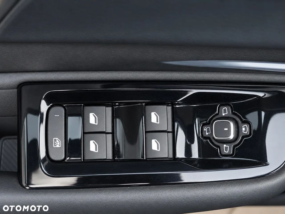 Citroën C5X 1.2 PureTech Plus EAT8 - 26