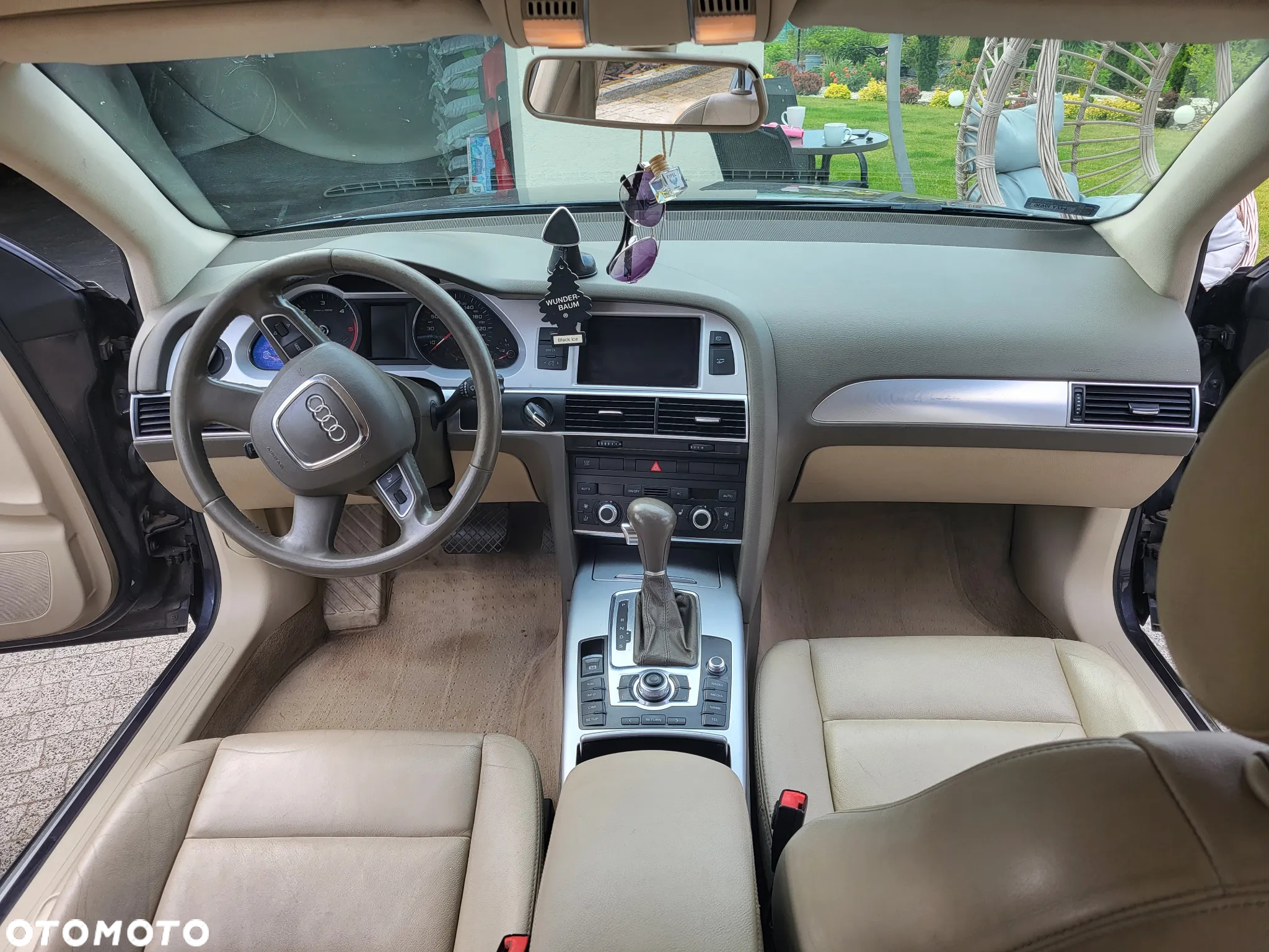 Audi A6 - 6