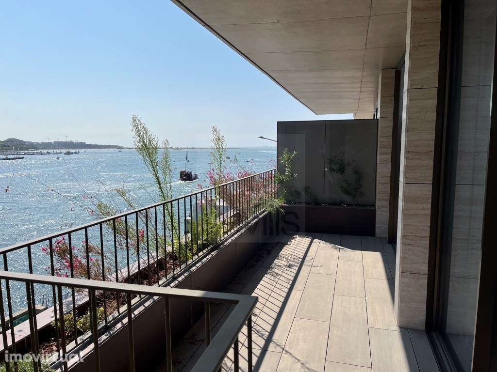 Excelente apartamento T3 com vista rio e mar - Grande imagem: 2/23