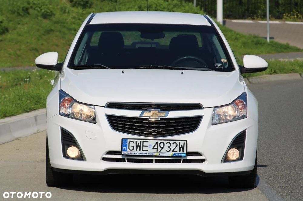 Chevrolet Cruze 1.8 LT - 13