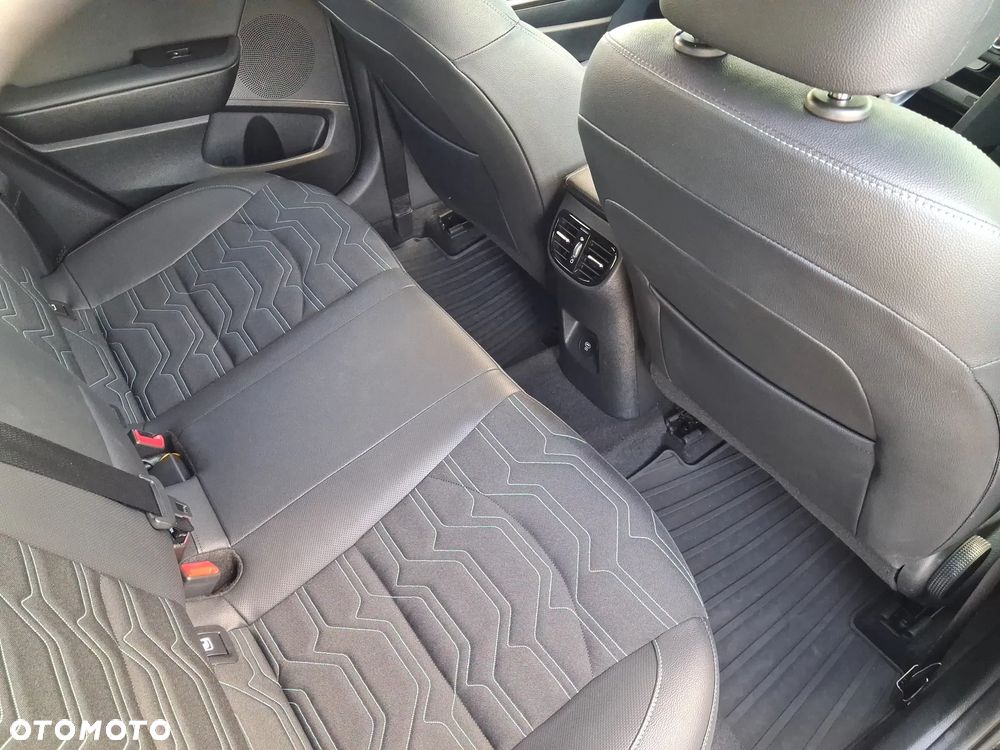 Kia XCeed 1.6 T-GDI Tribute DCT - 12