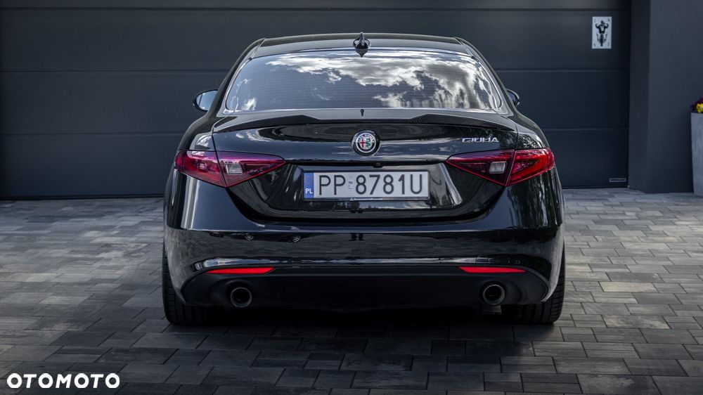 Alfa Romeo Giulia 2.0 Turbo - 6
