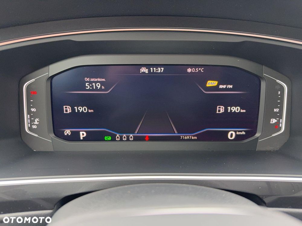 Volkswagen Tiguan - 19